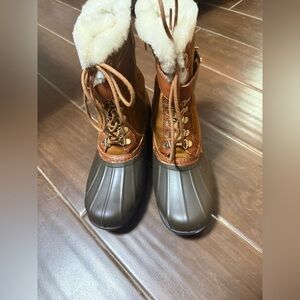 Brown Shearling Lined Boots